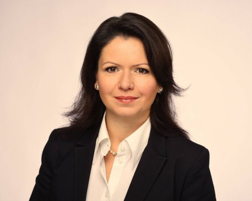 AlexandraMayr_BusinessConsultant